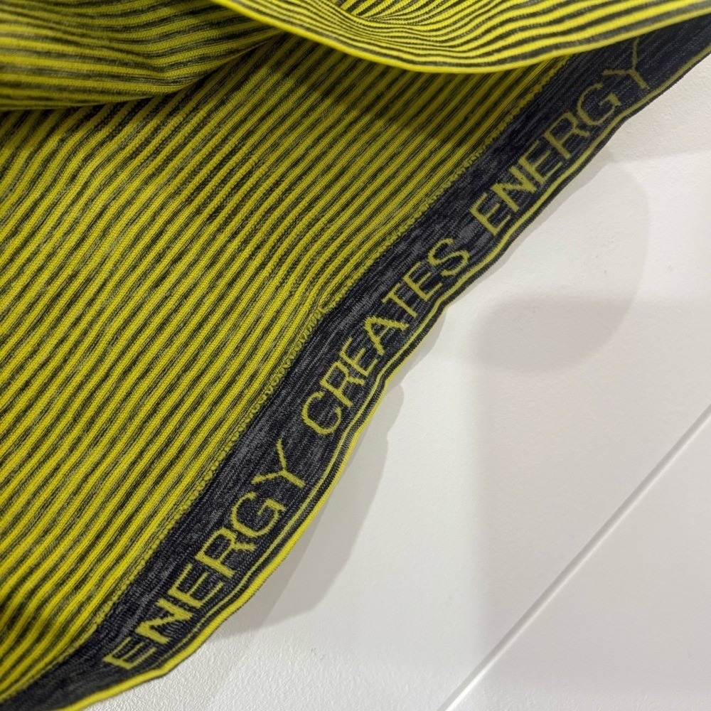 Lululemon Swiftly Tech Short Sleeve 2.0 Sonic Yellow Size 6 - Picture 9 of 13